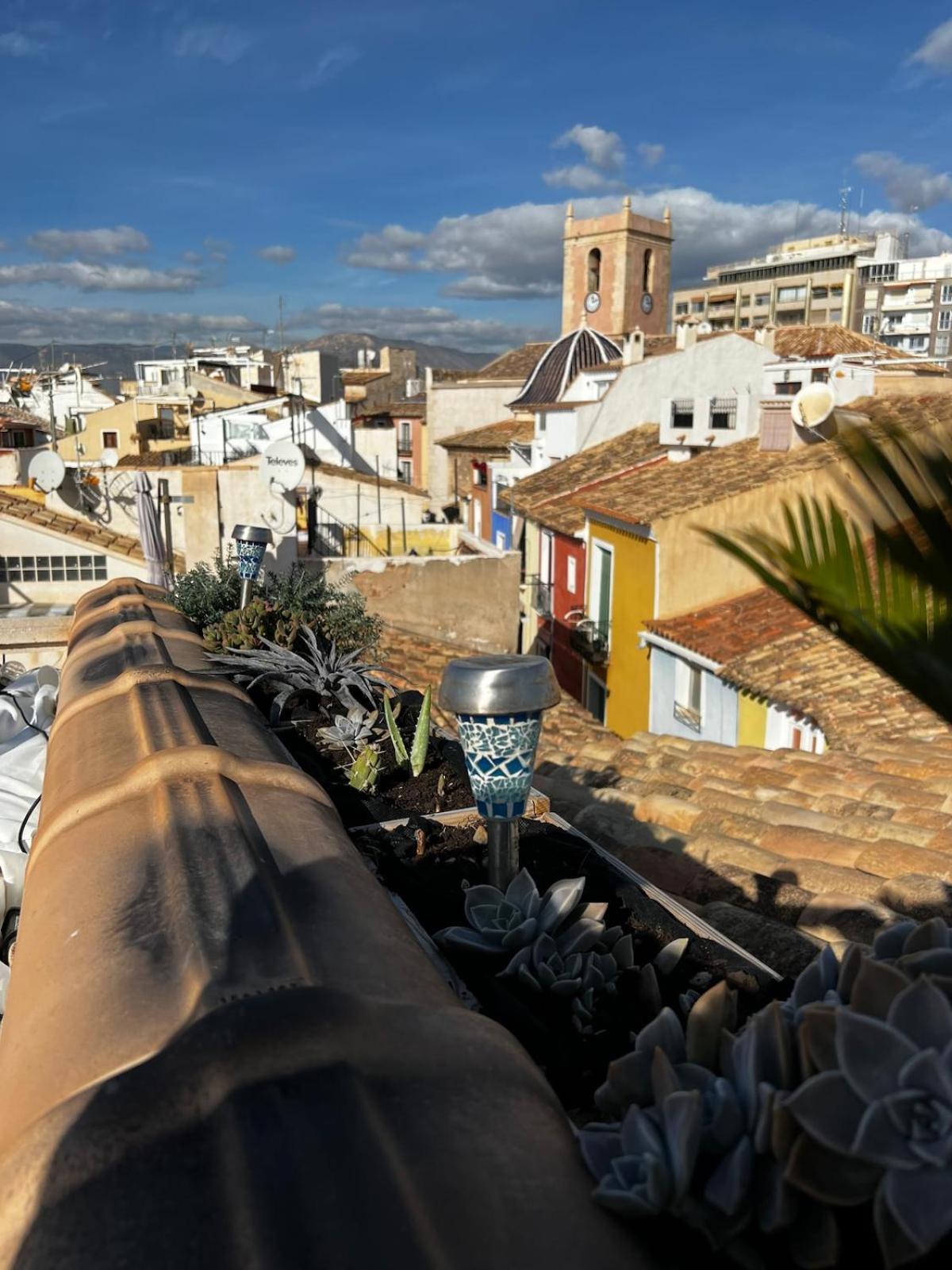 Oldtown Family House With Amazing Terrace - 3 Minutes From Beach! فيياخويوسا المظهر الخارجي الصورة