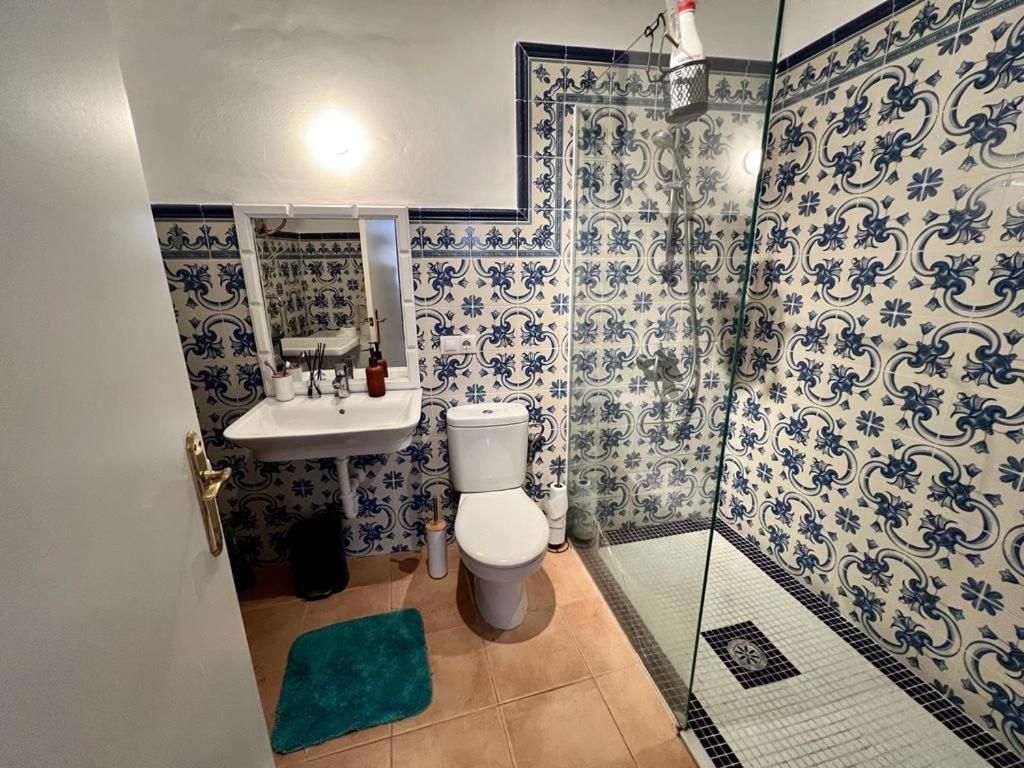 Oldtown Family House With Amazing Terrace - 3 Minutes From Beach! فيياخويوسا المظهر الخارجي الصورة