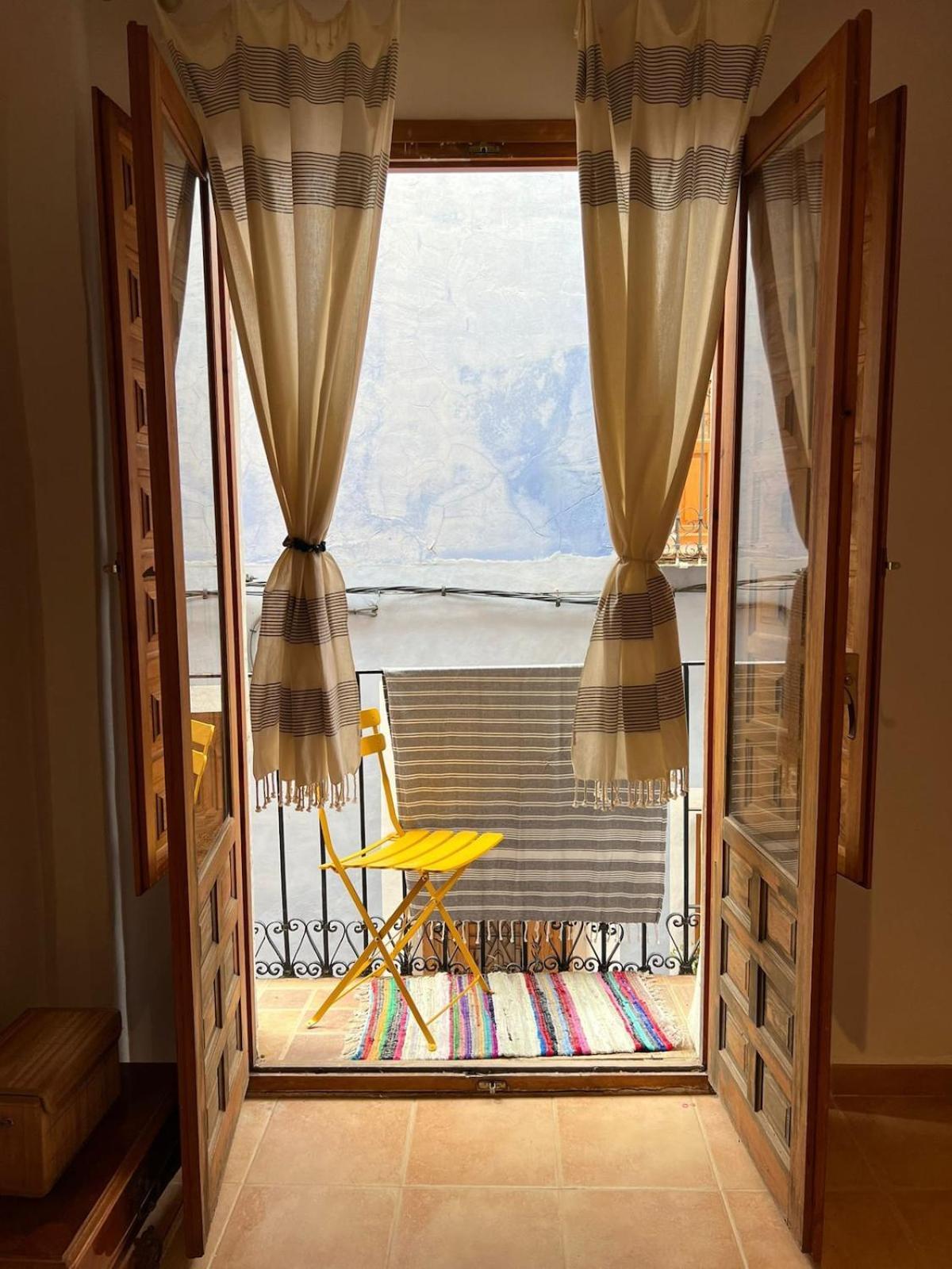 Oldtown Family House With Amazing Terrace - 3 Minutes From Beach! فيياخويوسا المظهر الخارجي الصورة