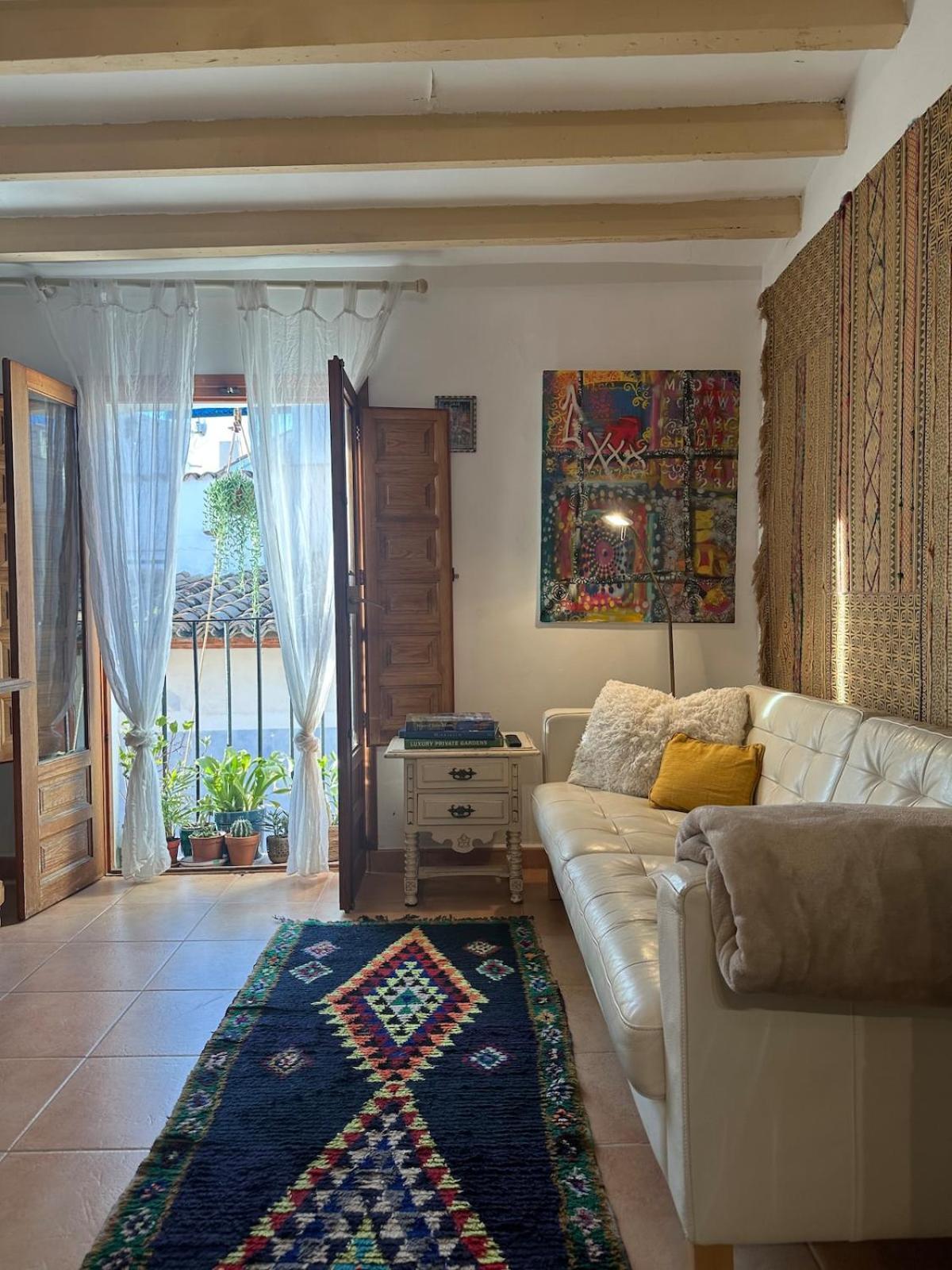 Oldtown Family House With Amazing Terrace - 3 Minutes From Beach! فيياخويوسا المظهر الخارجي الصورة